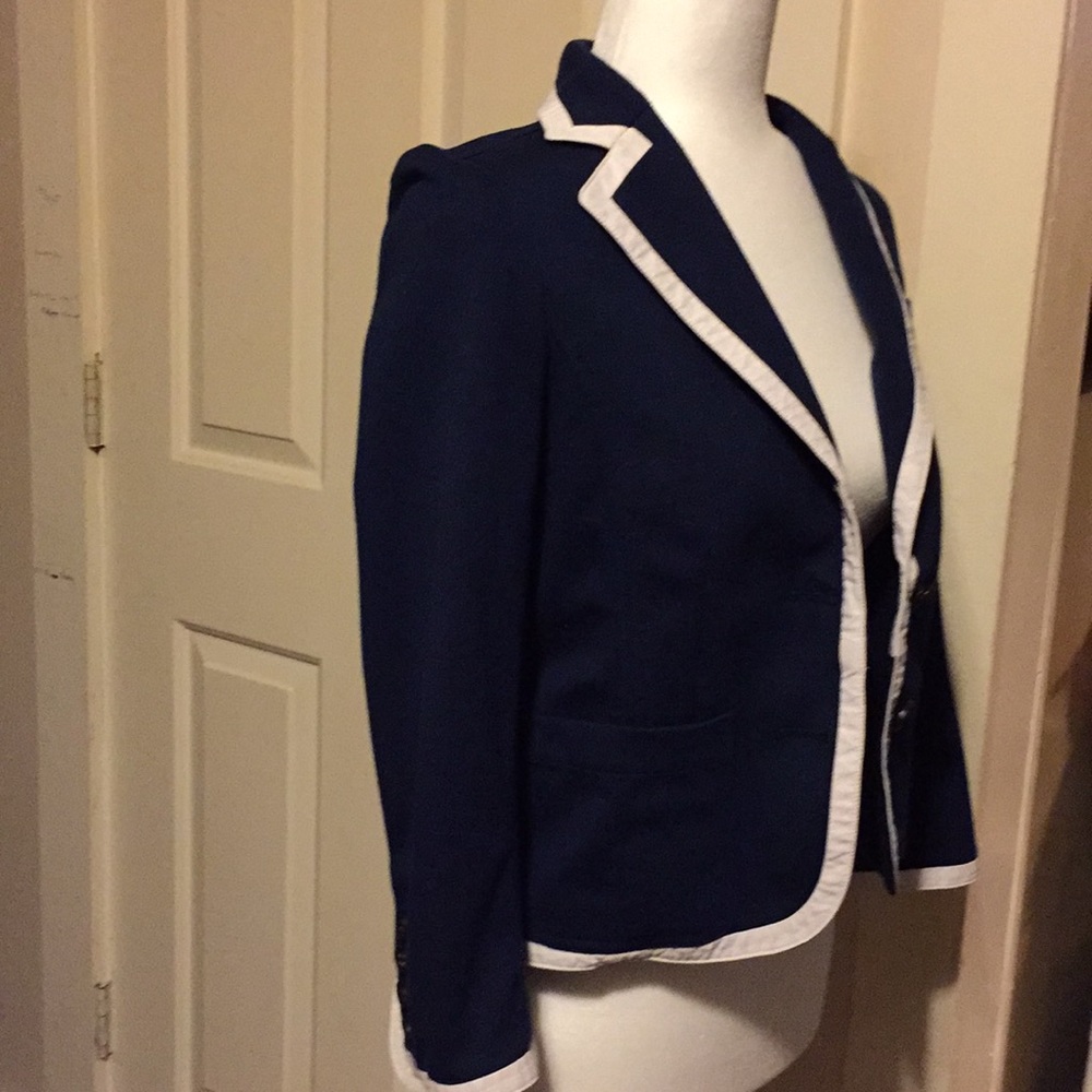 Pink by VS navy and white jacket - Picture 4 of 8